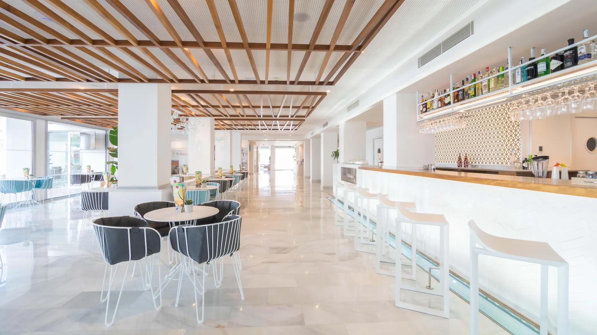 Hotel Js Yate Can Picafort  4*, Can Picafort (Mallorca) Španělsko