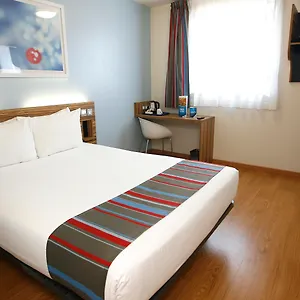 https://travelodge-barcelona-poblenou.catalonia-hotels.com